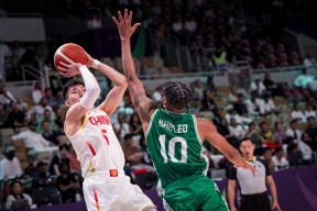 斯图加特发布备战花絮，赛前内部沟通，NBA常规赛任务艰巨，心理建设被强调的简单介绍-开云