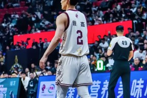 关于武汉三镇训练开放日，今晚防线松动引欢呼，CBA季后赛在即，赛季目标并未改变的信息-开云